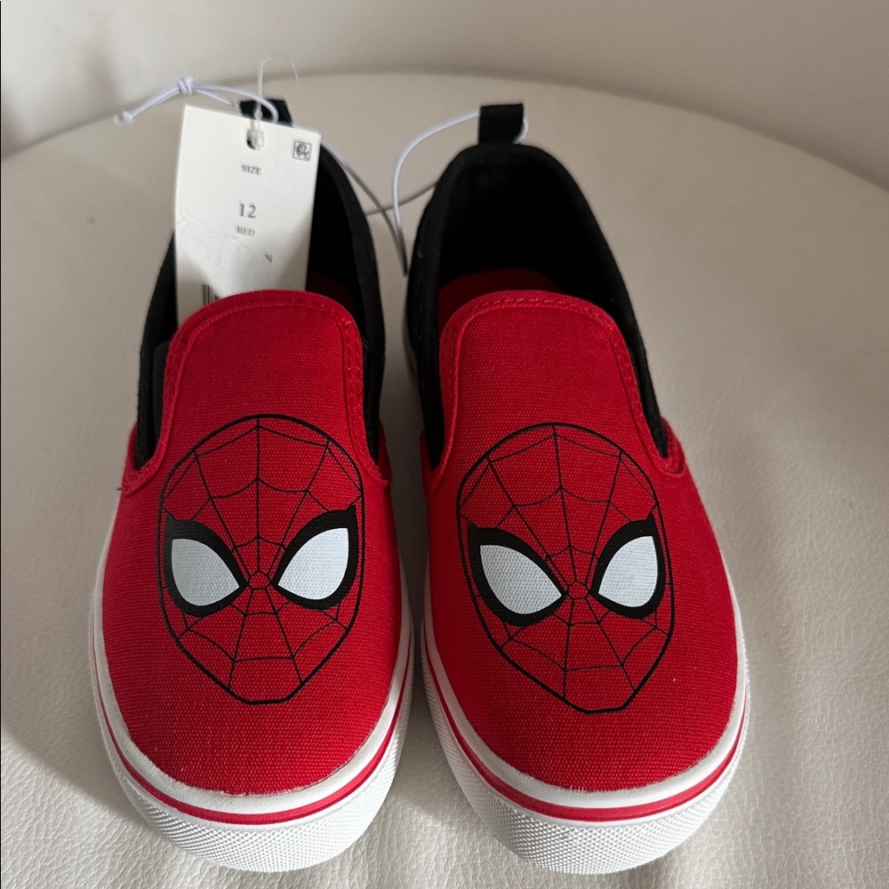 Spider-Man Canvas Boys Sneakers Size 9